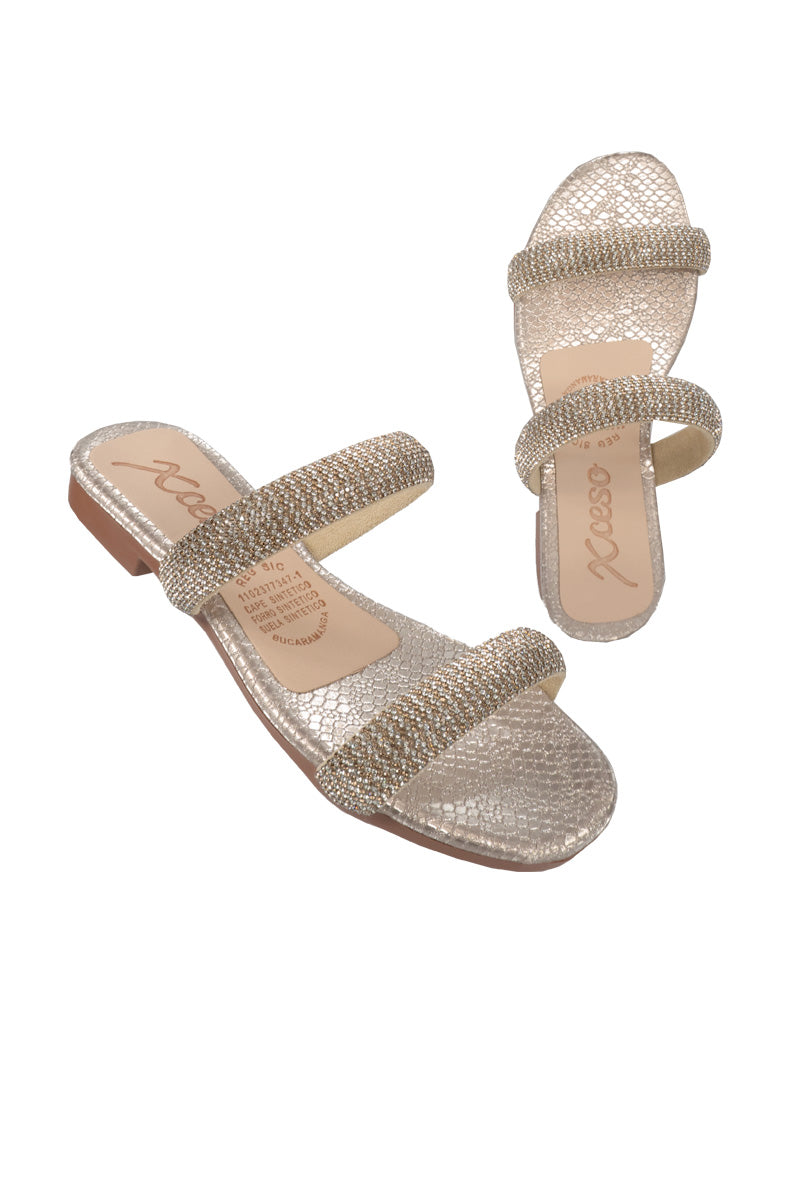 SANDALIA CON PUNTA REDONDA