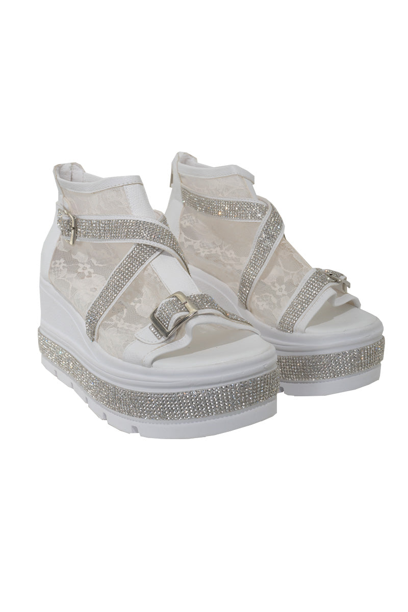 PLATAFORMA EN ENCAJE