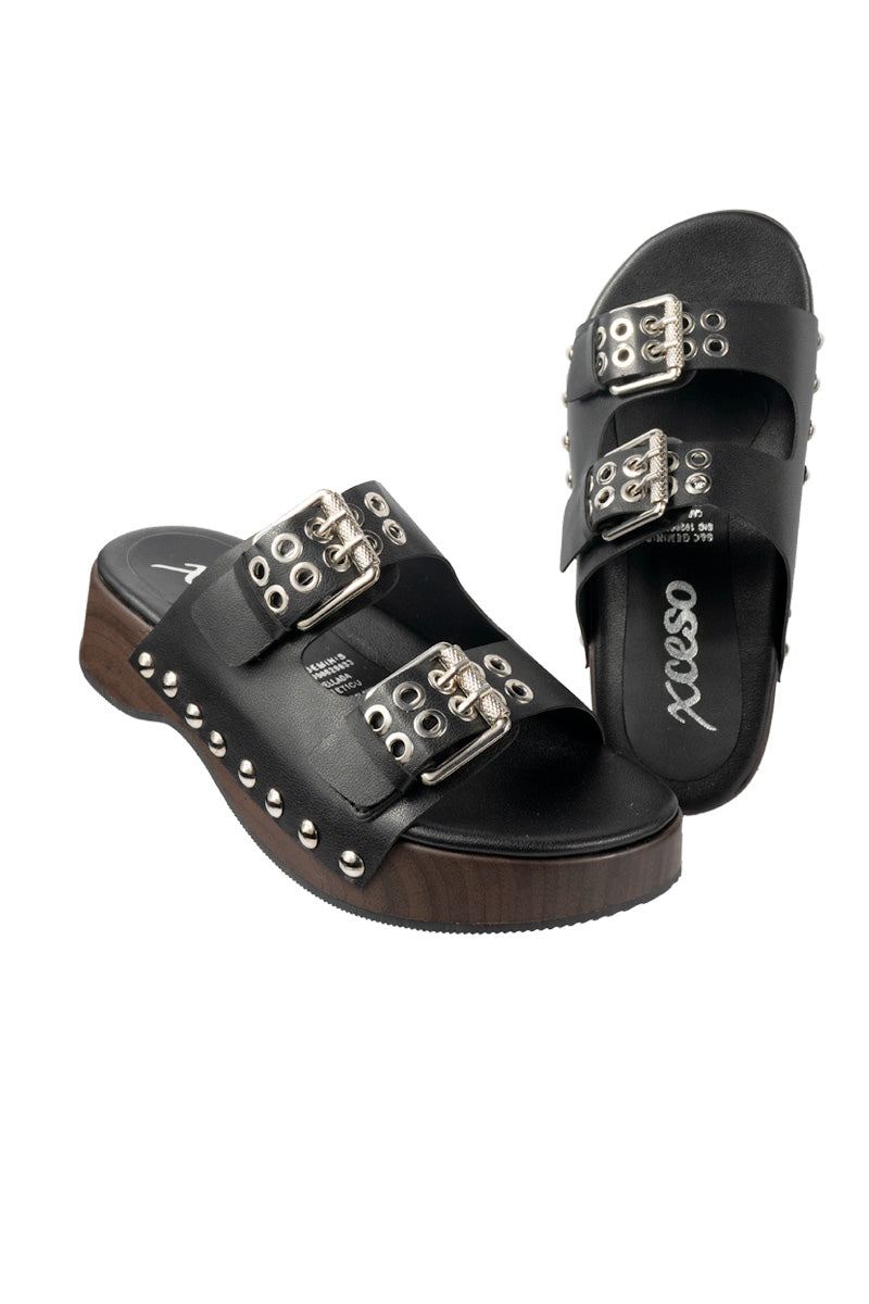 SANDALIA EN SUELA TIPO MADERA