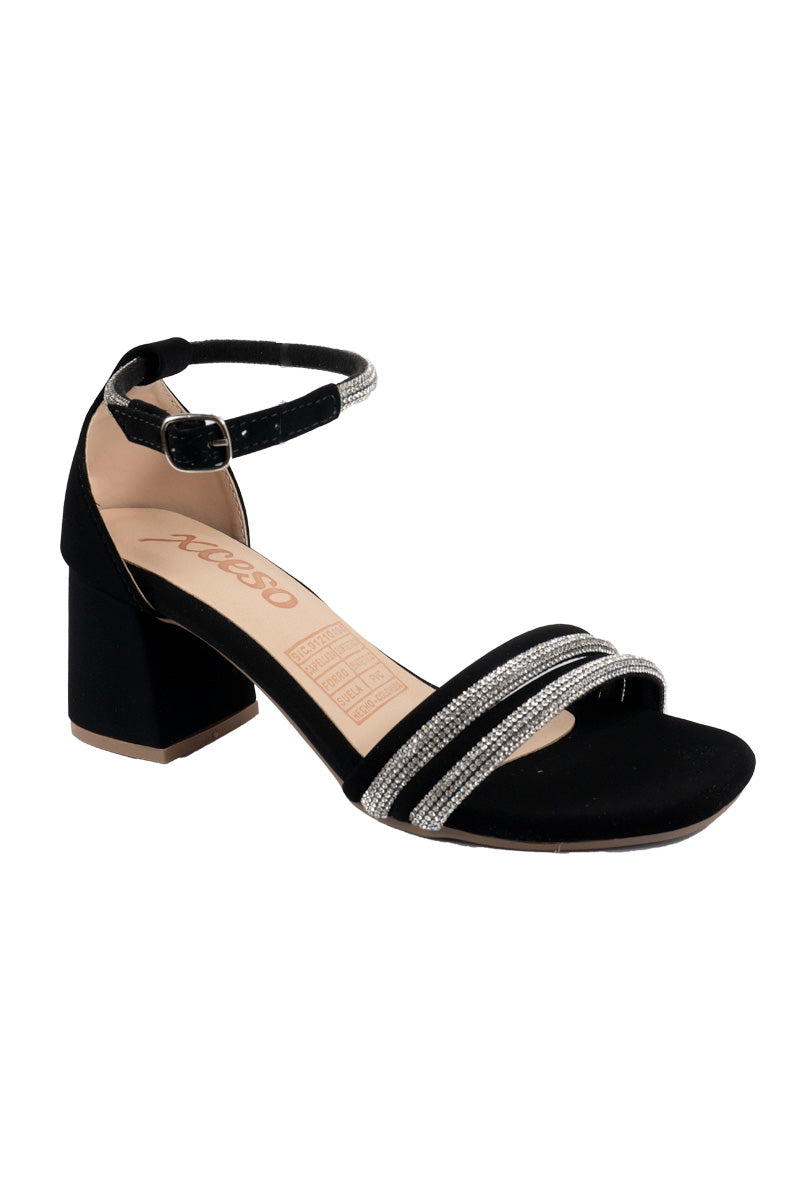 TACÓN TAPADO CON CORREA