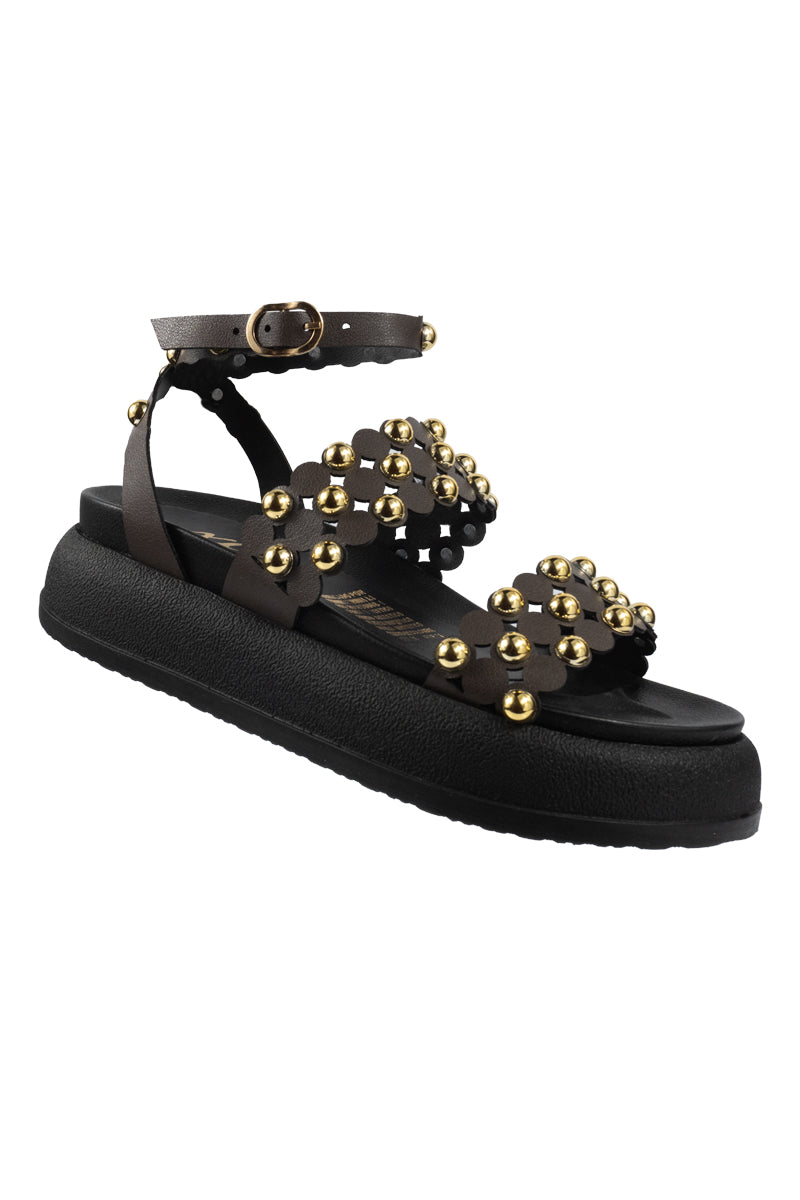 SANDALIAS TIPO PLATAFORMA  CON TACHES